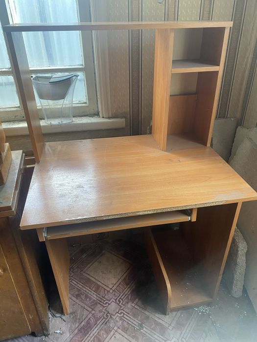 Продам компьютерный столь