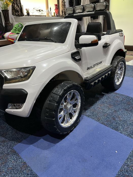 Masinuta electrica Ford Ranger Wild trak 4x4