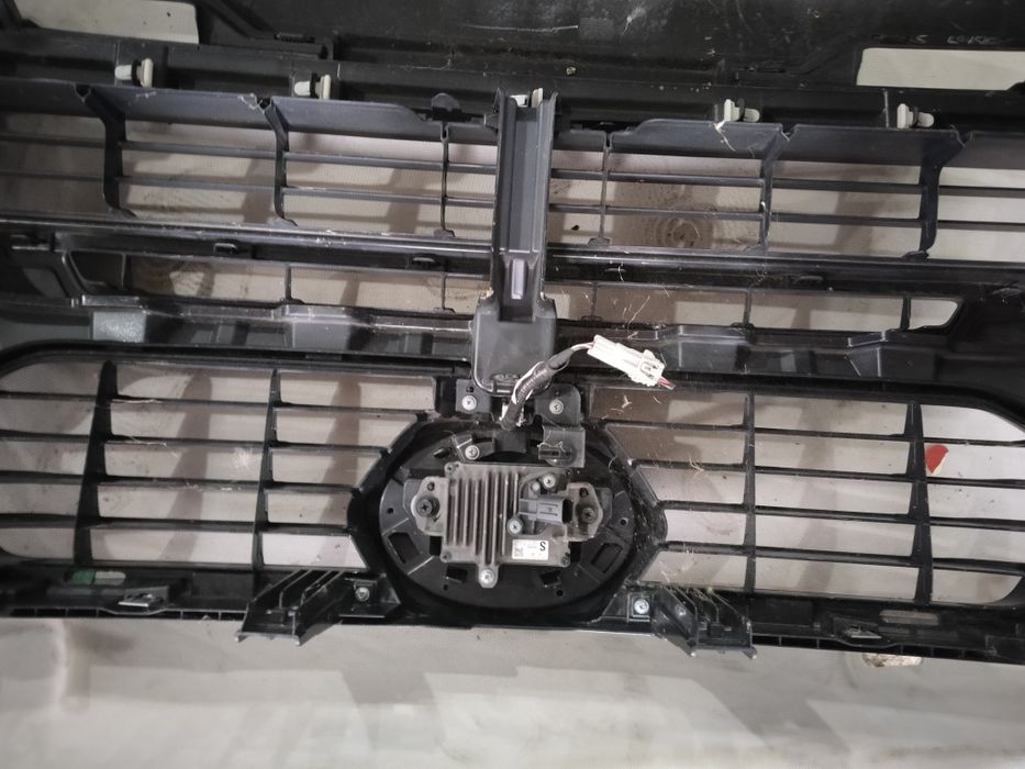 Fata completa Toyota Hilux invincible X