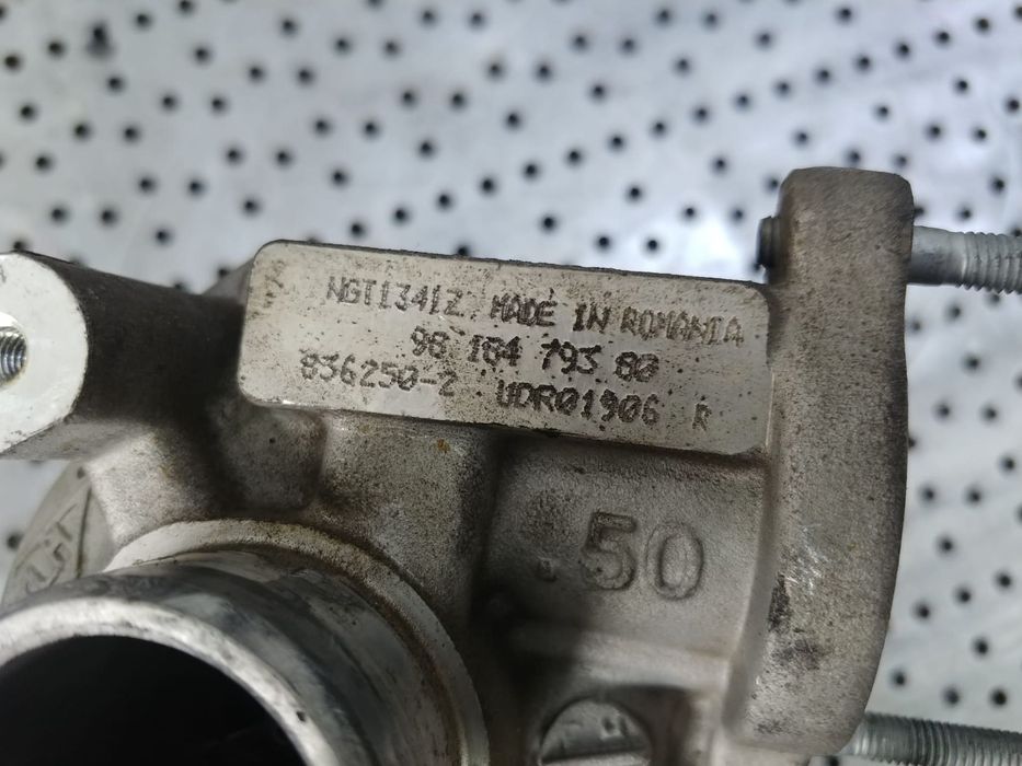 turbina 1.2 b hn01 peugeot 2008 9818479380 836250-2