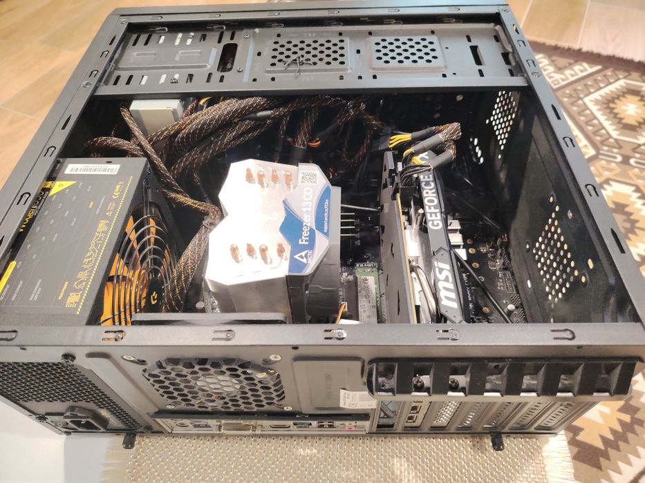 Desktop i9-9900k/32gb RAM/GeForce RTX 4060/8gb/ssd 128 gb+ HDD