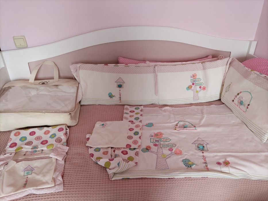 Луксозен бебешки спален комплект