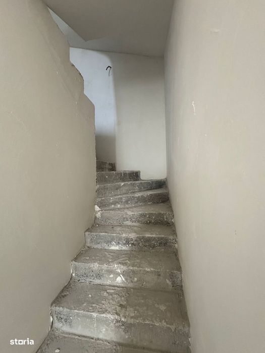 Casa tip duplex P+E+Pod 200 mp utili - Floresti