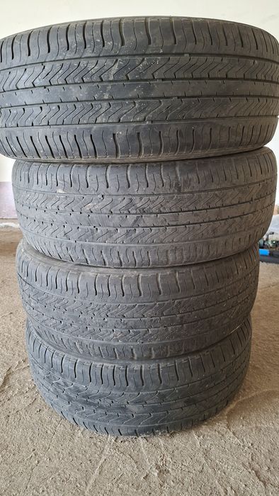 Продам шины 215.60.р16