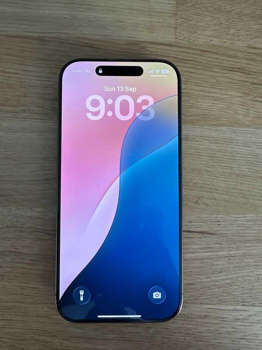 iPhone 16 Pro 256GB Desert Titanium + оригинални Apple кейсове + Quad Lock комплект