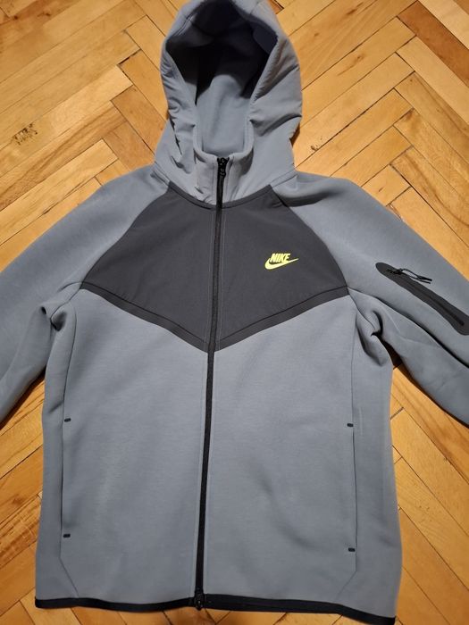Nike tech fleece