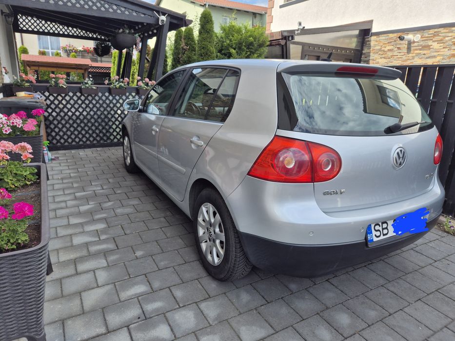 VOLKSWAGEN Golf 2005 — imagine 5