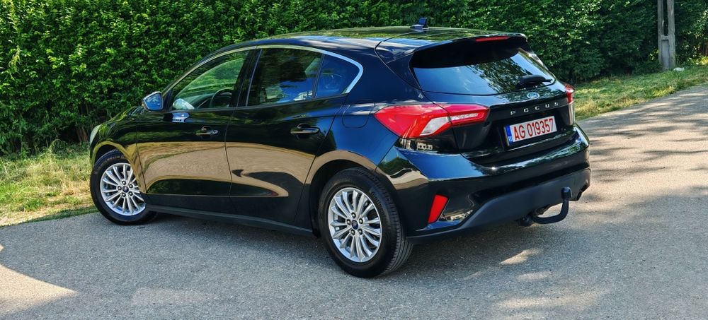 FORD Focus 2019 — imagine 3