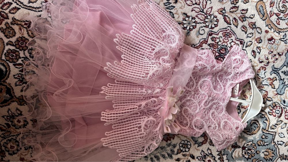 Детское платье нарядное