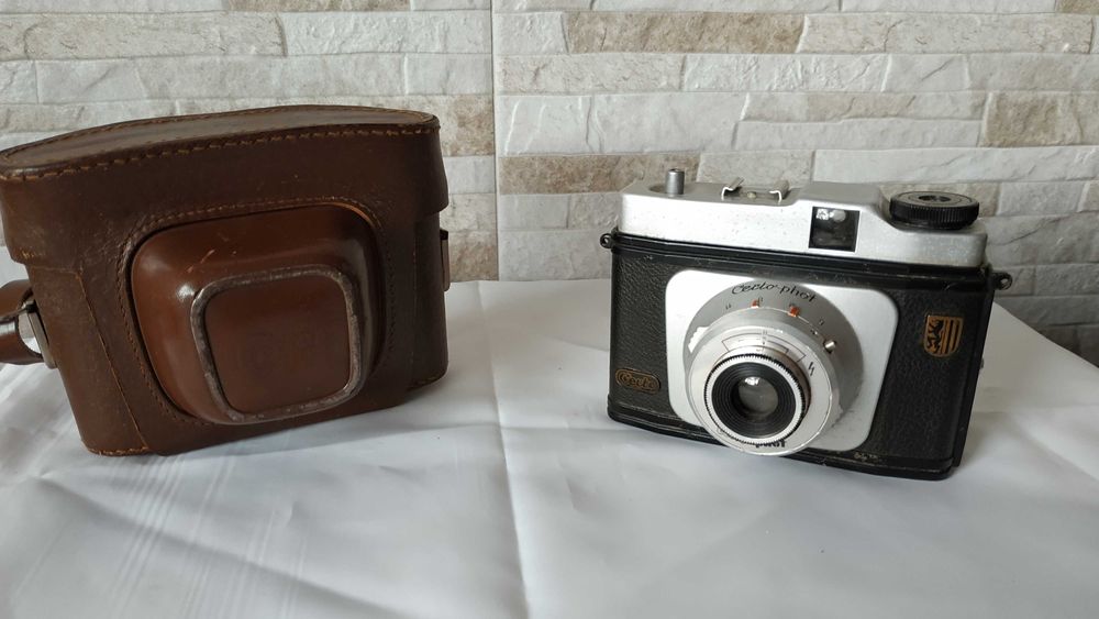 Стар механичен фотоапарат с калъф -  Certo-Phot - Антика - 1958г.