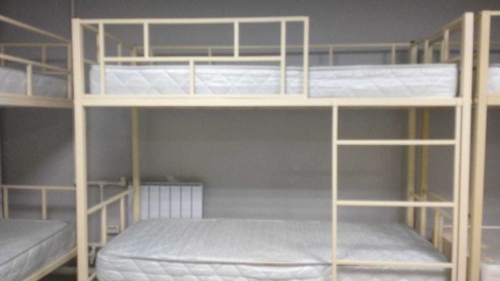 Кровать двухъярусная