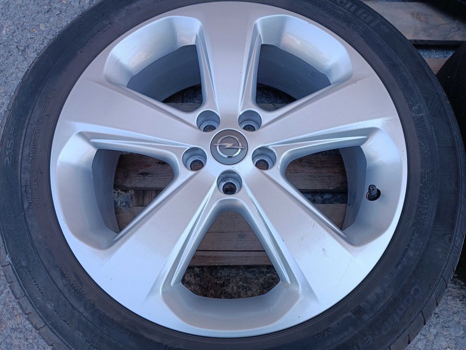 Лети джанти 18ки 5х105 Opel + летни гуми 215/55/18 Continental