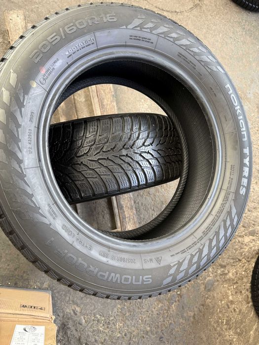 2x Anvelope Iarna 205/60 R16 - Nokian WR Snow Proof