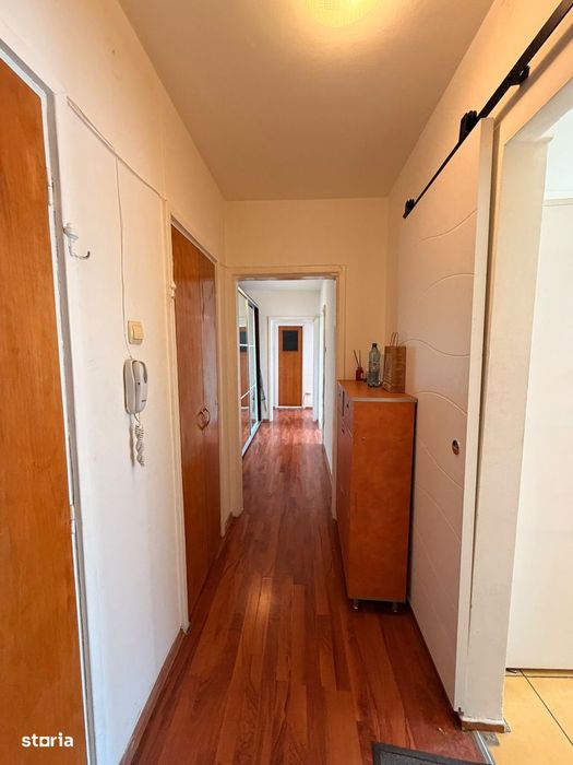Apartament 3 camere - Dristor - 1 minut metrou - 70mp