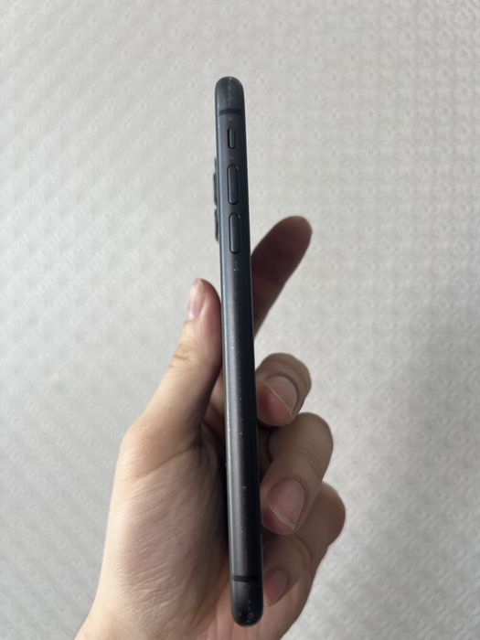 iPhone 11, 128GB, 75%