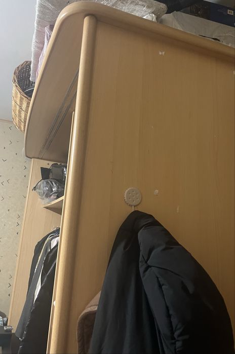 Шкаф для вещей. В хор. Состоянии.