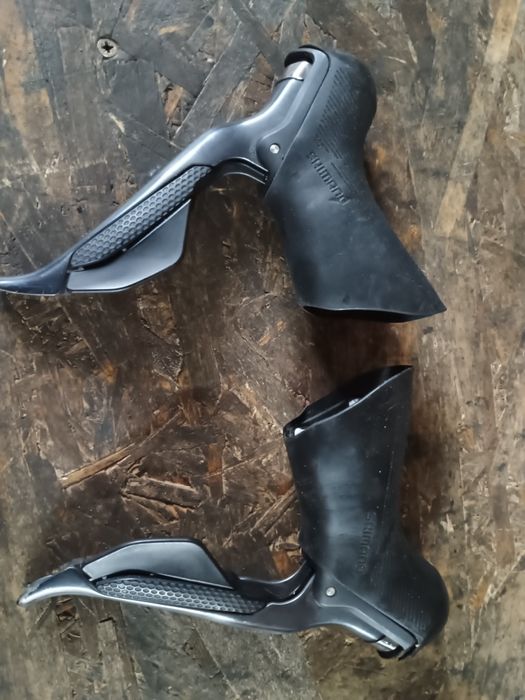 Grup set complet ciclocros și schimbătore Shimano ultegra 2×12 V Di2 .