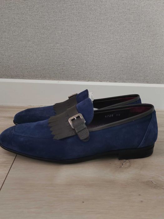 Обувь SMAN , темно синего цвета.