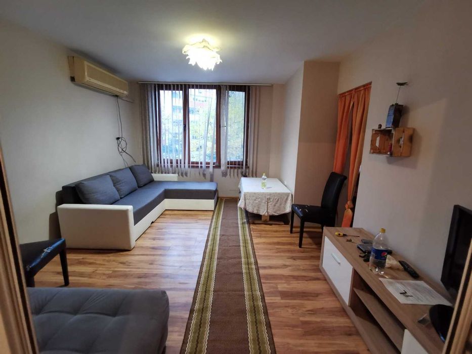 Дава се под наем Двустаен апартамент в Бургас, Братя Миладинови - 60 кв.м за 175 € - Снимка #2