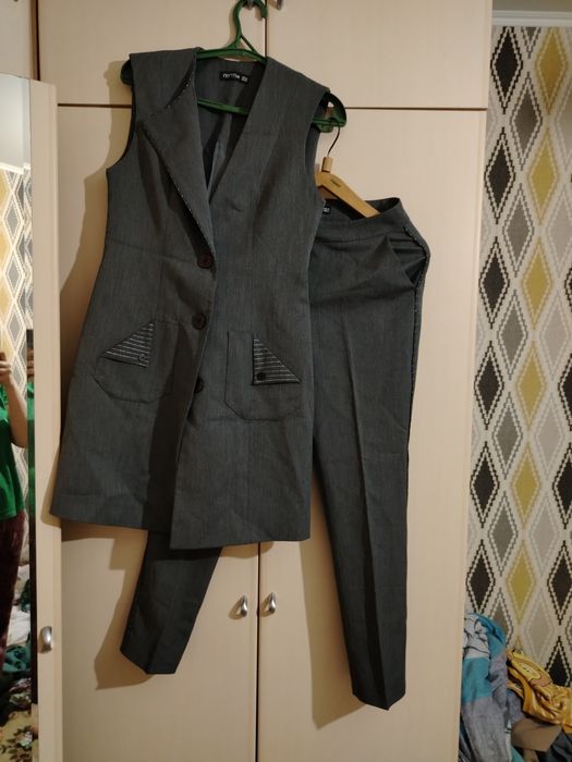 Продаётся вещи почти новые