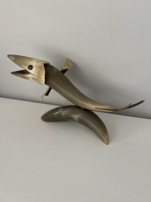 Советская статуэтка из кости