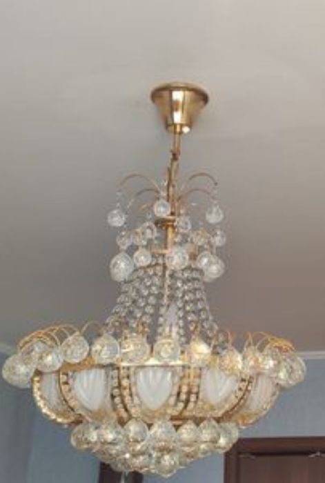 Люстра  хрустальная
