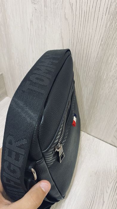 Барсетка Tommy Hilfiger