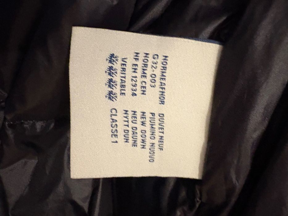 Бяло зимно яке Moncler