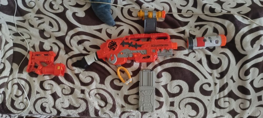 Nerf Scravenger.