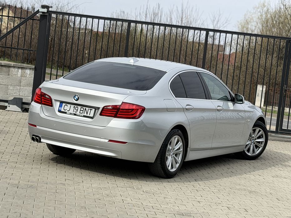 BMW 5 Series 2011 — imagine 4