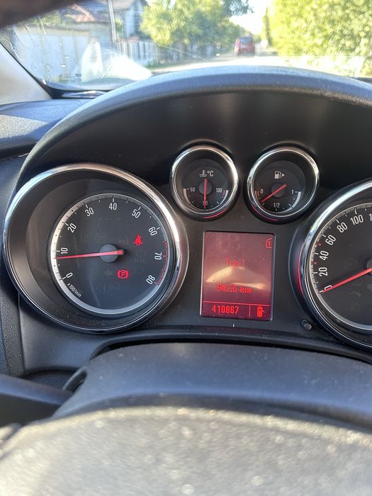 Opel Astra J 1.6 benzina+gpl