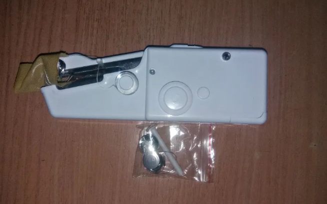 Швейная мини-машинка HANDY STITCH