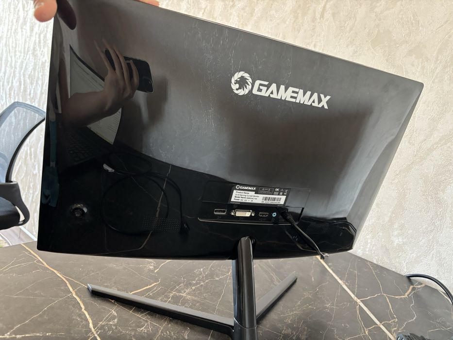 Мониторы хорошем состояние