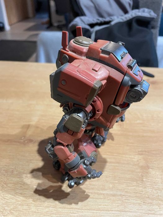 Titanfall 2 Funko Pop #133 MOB-1316 + Sarah mini (cockpit funcțional)