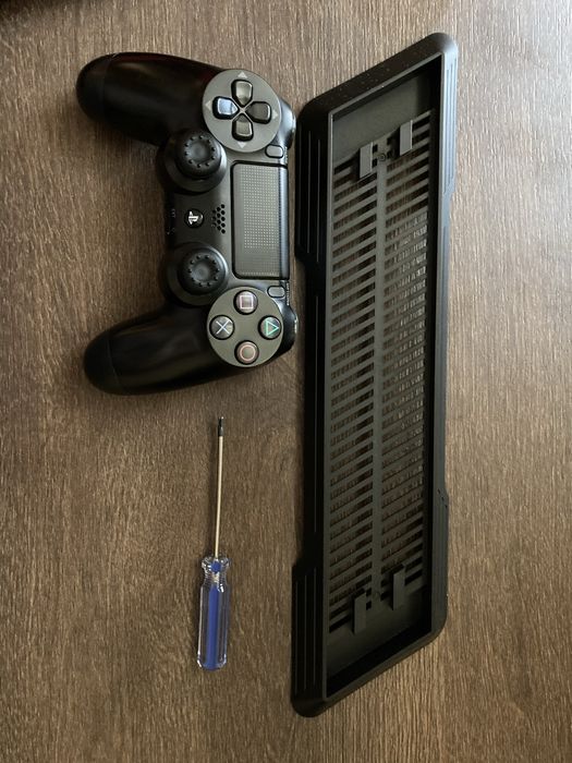 PlayStation 4 Pro 1 ТБ
