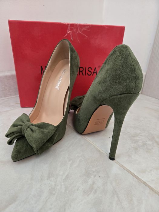 Туфли на шпильке