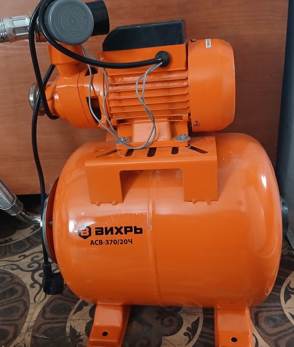 Продам вакуумный насос б/у