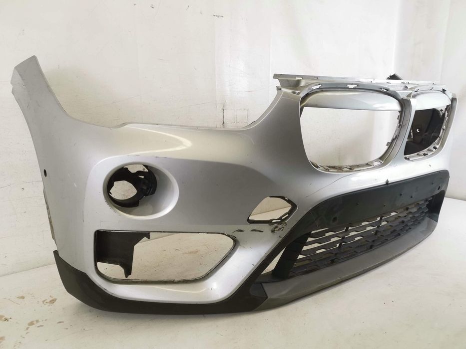 Предна броня с долна решетка BMW X1 F48 Оригинална Авариана BMW X1 F48