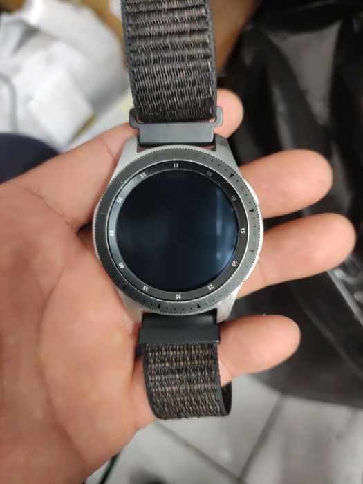 часы Galaxy wach