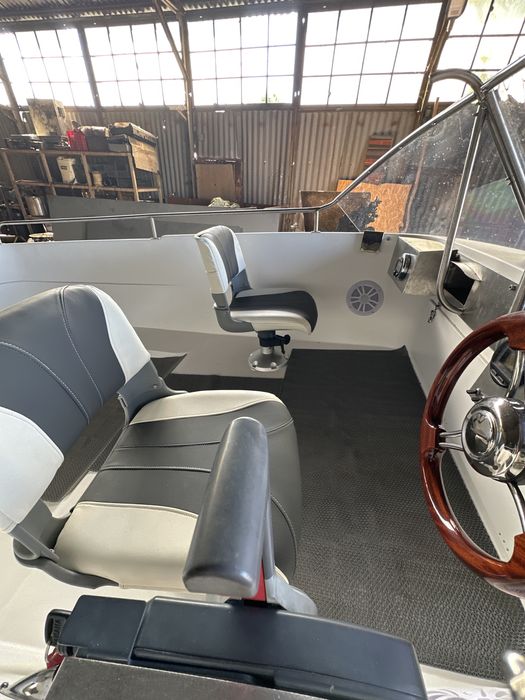 Barcă restaurată 4,85 m cu Yamaha F60 Ideală pentru pescuit & relaxare