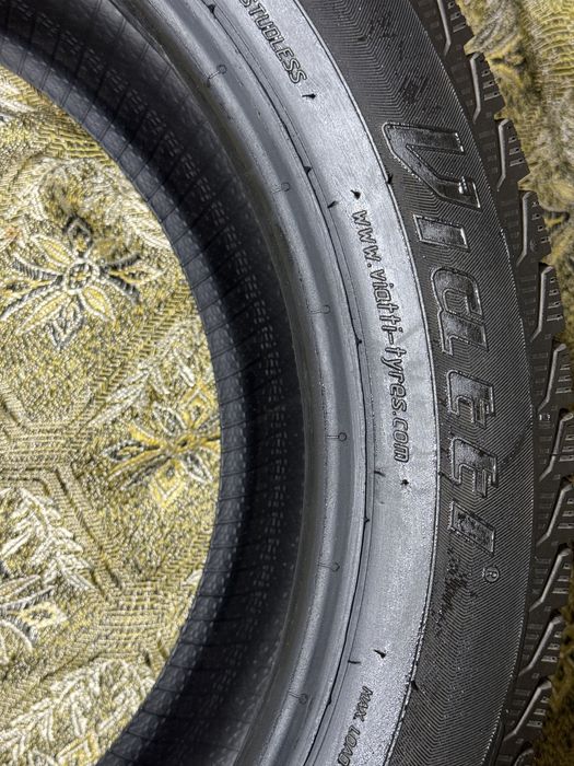 235/45/R17 Зимние шины (RUSSIA)