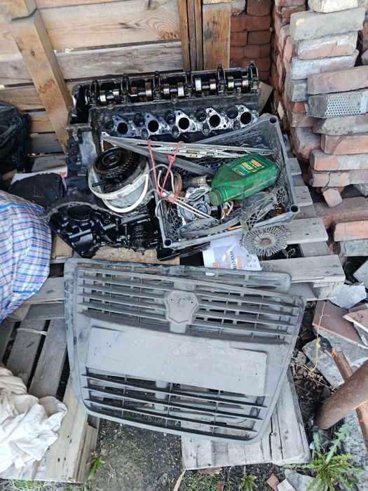 Продам.   запчасти.