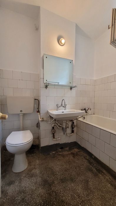 Apartament 3 camere, decomandat, 106.000€ Berceni Obregia