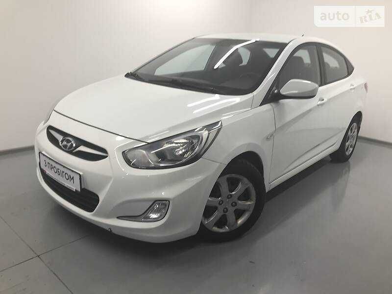 Капот Акцент 11- Hyundai Accent 11-