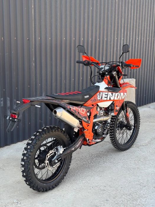 Эндуро TEZZA VENOM NB 300 с экипировкой