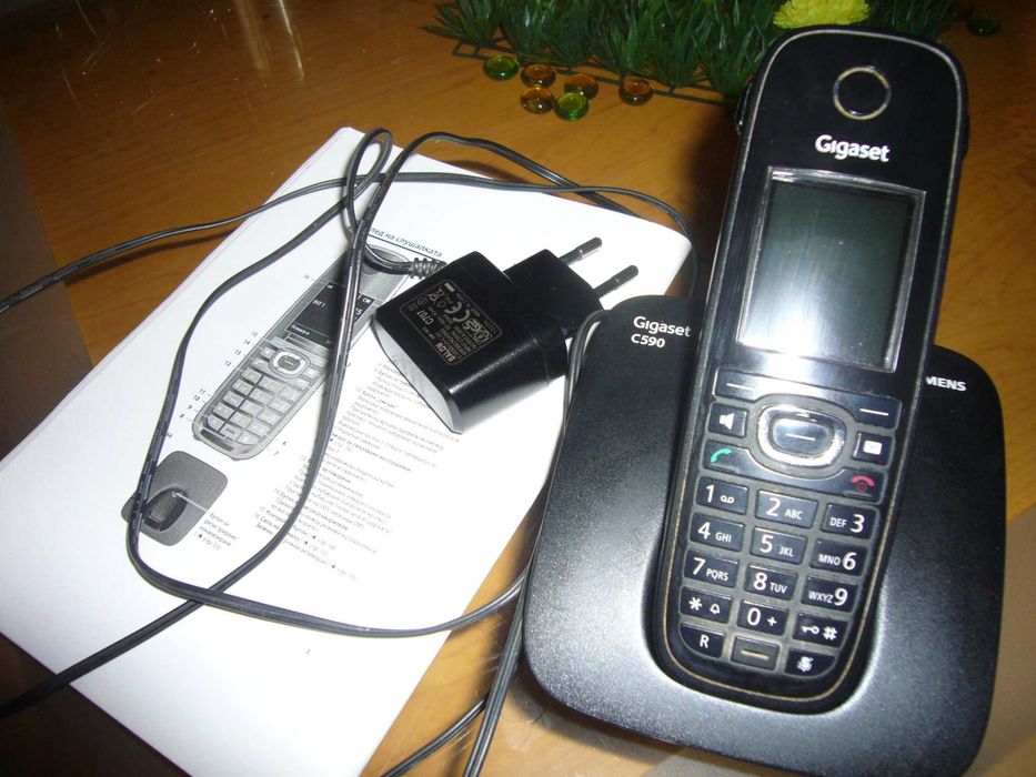 Напълно запазен безжичен телефон ”Siemens” Gigaset C590