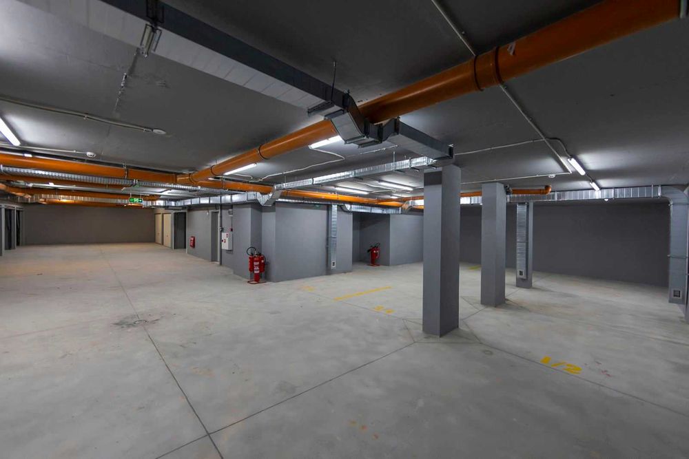 Продава се Гараж / Паркомясто в София, Център - 36 кв.м за 1250 €/кв.м - Снимка #1