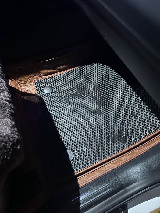 Полики на автомобиль