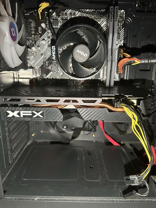 Vand/Schimb Placa Video RX580 8gb XFX