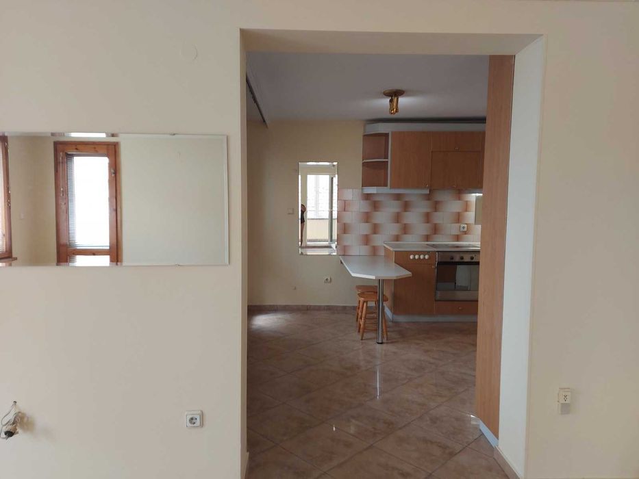 Дава се под наем Многостаен апартамент в София, Оборище - 146 кв.м за 1300 € - Снимка #2